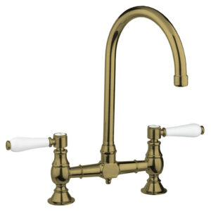 Provincial Exposed Breech Kitchen Set